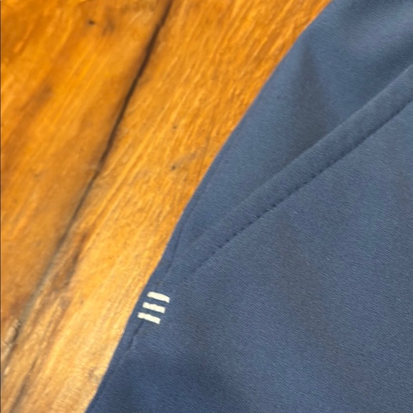 Adidas Navy Golf Shorts - Picture 6 of 8